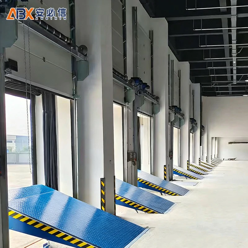 三明分段式滑升门